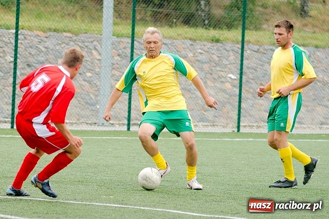 Zdjęcie w galerii na portalu naszraciborz.pl: Oldboy Cup 2013: Zespół z Niemiec zdobył puchar. Krzanowice drugie  wiadomości z regionu