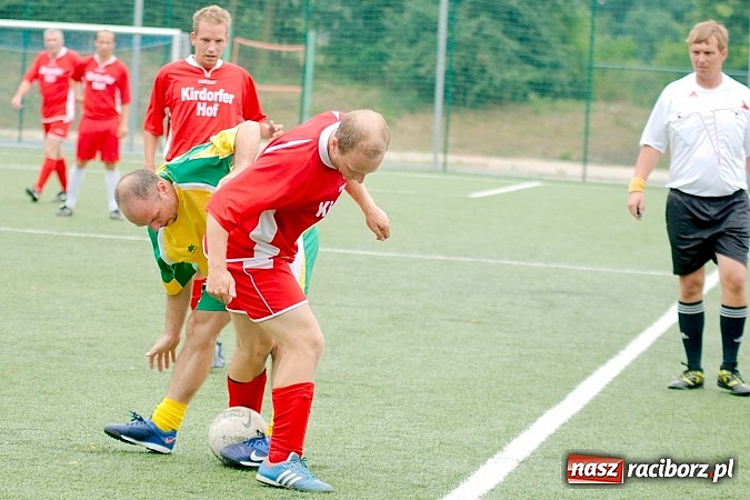 Zdjęcie w galerii na portalu naszraciborz.pl: Oldboy Cup 2013: Zespół z Niemiec zdobył puchar. Krzanowice drugie  wiadomości z regionu