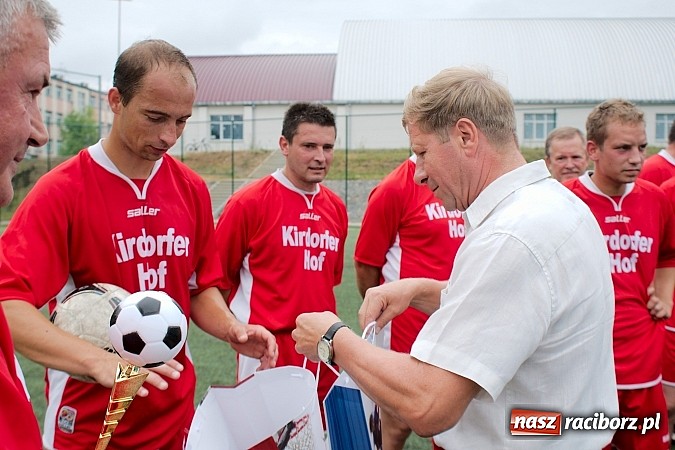 Zdjęcie w galerii na portalu naszraciborz.pl: Oldboy Cup 2013: Zespół z Niemiec zdobył puchar. Krzanowice drugie  wiadomości z regionu