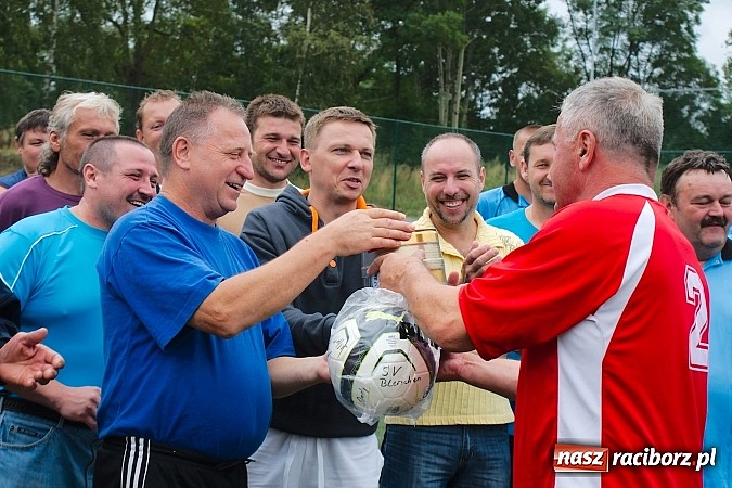 Zdjęcie w galerii na portalu naszraciborz.pl: Oldboy Cup 2013: Zespół z Niemiec zdobył puchar. Krzanowice drugie  wiadomości z regionu