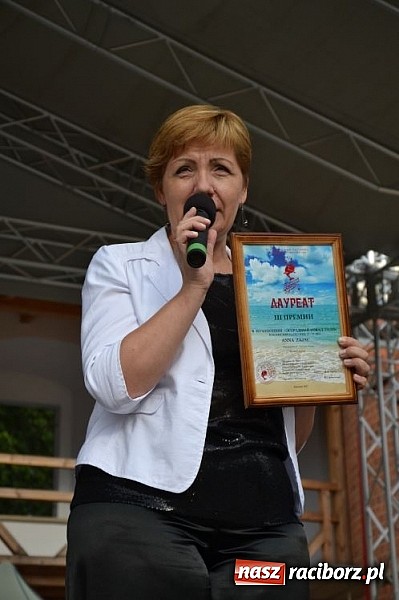 Zdjęcie w galerii na portalu naszraciborz.pl: Letnie piosenki zabrzmiały na Zamku wiadomości z regionu