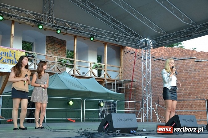 Zdjęcie w galerii na portalu naszraciborz.pl: Letnie piosenki zabrzmiały na Zamku wiadomości z regionu