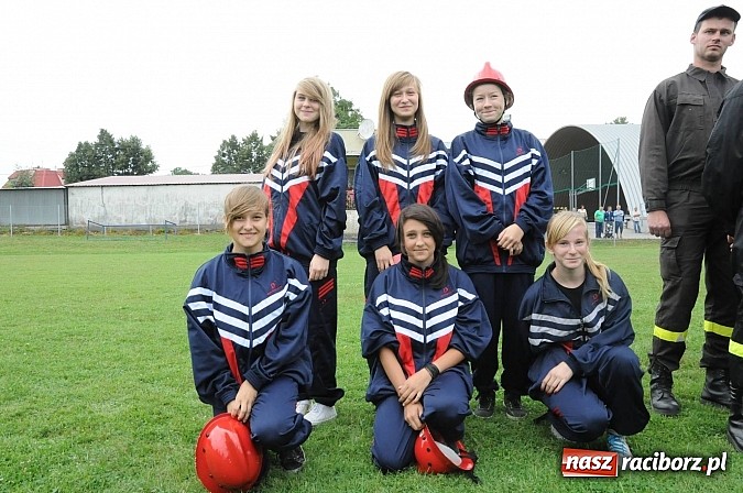 Zdjęcie w galerii na portalu naszraciborz.pl: Zawody strażackie w Chałupkach - Roszków w dobrej formie przed mistrzostwami powiatu wiadomości z regionu