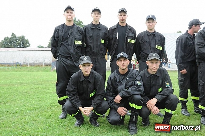 Zdjęcie w galerii na portalu naszraciborz.pl: Zawody strażackie w Chałupkach - Roszków w dobrej formie przed mistrzostwami powiatu wiadomości z regionu
