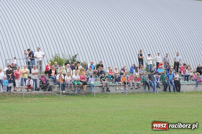 Zdjęcie w galerii na portalu naszraciborz.pl: Zawody strażackie w Chałupkach - Roszków w dobrej formie przed mistrzostwami powiatu wiadomości z regionu