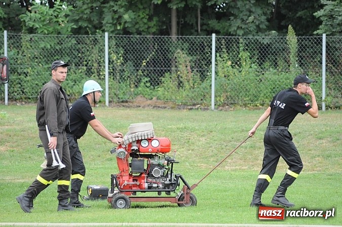 Zdjęcie w galerii na portalu naszraciborz.pl: Zawody strażackie w Chałupkach - Roszków w dobrej formie przed mistrzostwami powiatu wiadomości z regionu