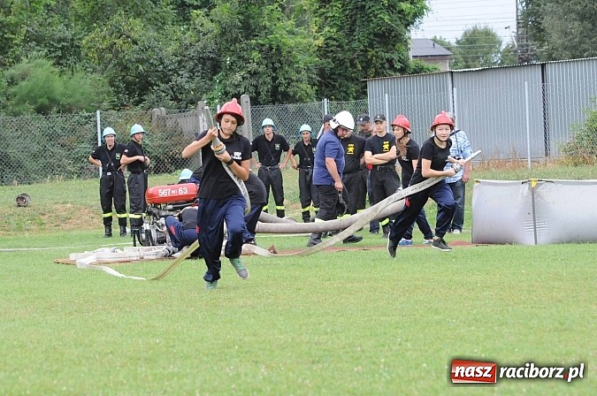 Zdjęcie w galerii na portalu naszraciborz.pl: Zawody strażackie w Chałupkach - Roszków w dobrej formie przed mistrzostwami powiatu wiadomości z regionu