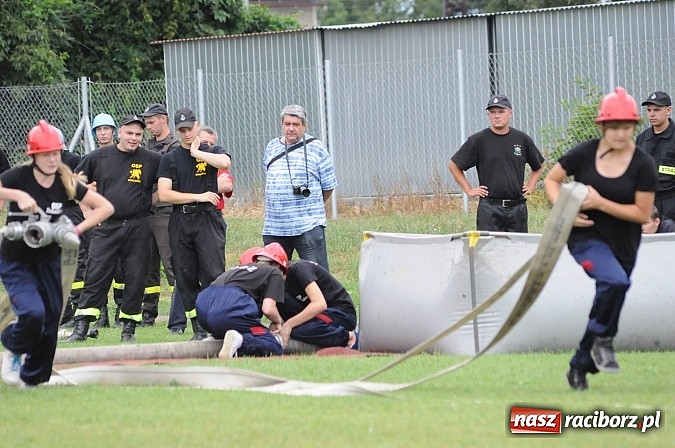 Zdjęcie w galerii na portalu naszraciborz.pl: Zawody strażackie w Chałupkach - Roszków w dobrej formie przed mistrzostwami powiatu wiadomości z regionu