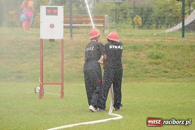 Zdjęcie w galerii na portalu naszraciborz.pl: Zawody strażackie w Chałupkach - Roszków w dobrej formie przed mistrzostwami powiatu wiadomości z regionu