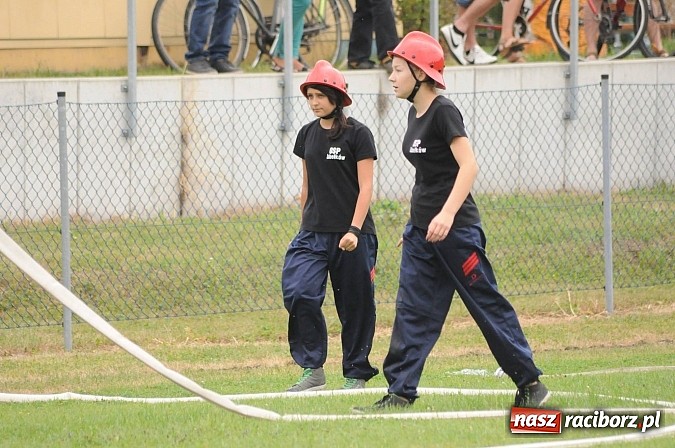Zdjęcie w galerii na portalu naszraciborz.pl: Zawody strażackie w Chałupkach - Roszków w dobrej formie przed mistrzostwami powiatu wiadomości z regionu