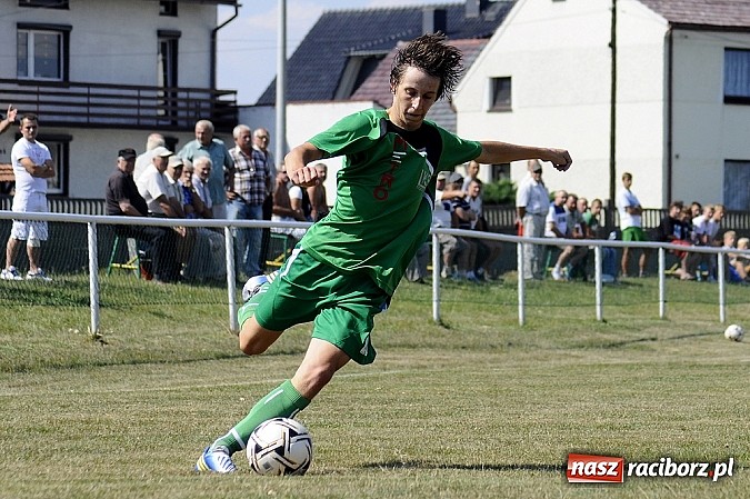 Zdjęcie w galerii na portalu naszraciborz.pl: Studzienna-Syrynia: Jak nie strzelisz, to dostaniesz wiadomości z regionu