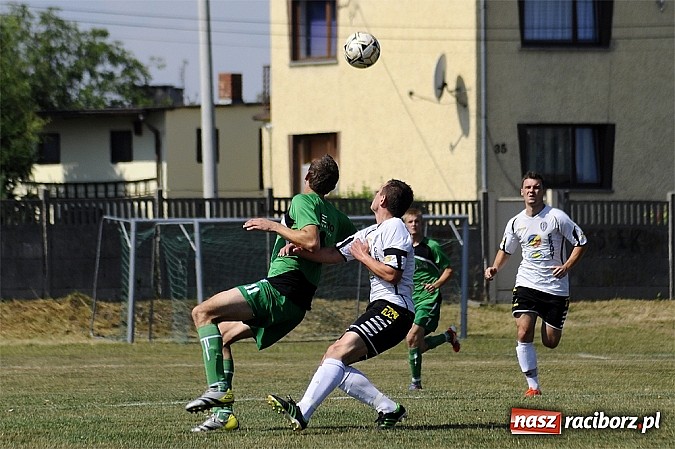Zdjęcie w galerii na portalu naszraciborz.pl: Studzienna-Syrynia: Jak nie strzelisz, to dostaniesz wiadomości z regionu