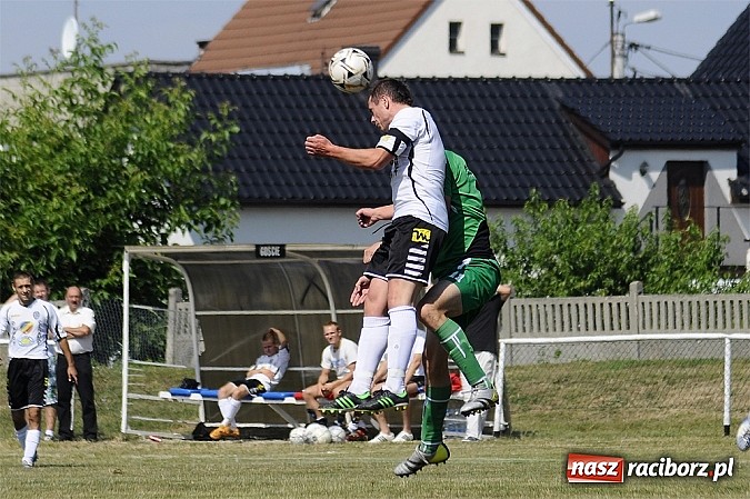 Zdjęcie w galerii na portalu naszraciborz.pl: Studzienna-Syrynia: Jak nie strzelisz, to dostaniesz wiadomości z regionu