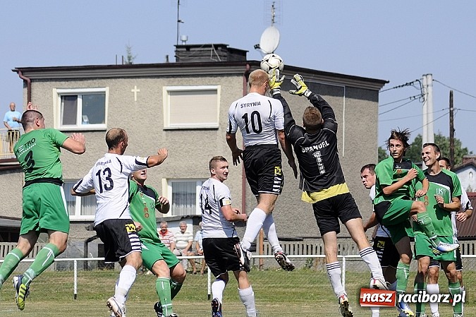 Zdjęcie w galerii na portalu naszraciborz.pl: Studzienna-Syrynia: Jak nie strzelisz, to dostaniesz wiadomości z regionu