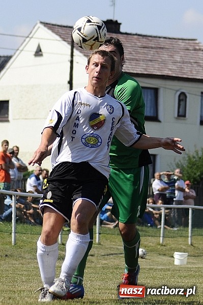 Zdjęcie w galerii na portalu naszraciborz.pl: Studzienna-Syrynia: Jak nie strzelisz, to dostaniesz wiadomości z regionu