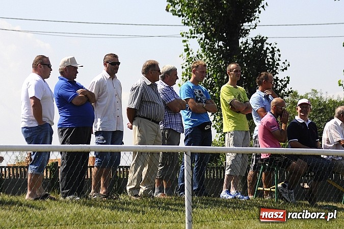 Zdjęcie w galerii na portalu naszraciborz.pl: Studzienna-Syrynia: Jak nie strzelisz, to dostaniesz wiadomości z regionu
