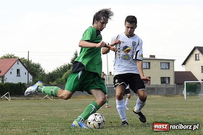 Zdjęcie w galerii na portalu naszraciborz.pl: Studzienna-Syrynia: Jak nie strzelisz, to dostaniesz wiadomości z regionu