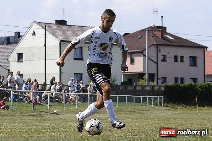 Zdjęcie w galerii na portalu naszraciborz.pl: Studzienna-Syrynia: Jak nie strzelisz, to dostaniesz wiadomości z regionu