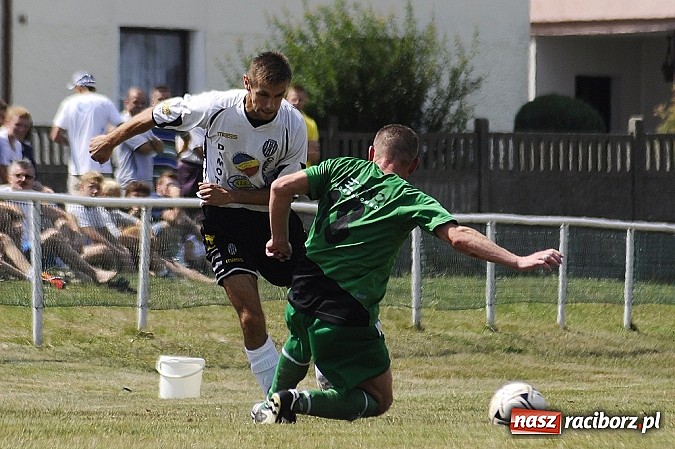 Zdjęcie w galerii na portalu naszraciborz.pl: Studzienna-Syrynia: Jak nie strzelisz, to dostaniesz wiadomości z regionu