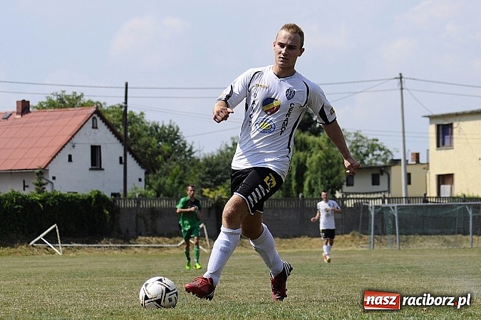 Zdjęcie w galerii na portalu naszraciborz.pl: Studzienna-Syrynia: Jak nie strzelisz, to dostaniesz wiadomości z regionu