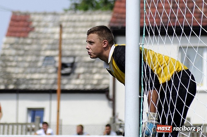 Zdjęcie w galerii na portalu naszraciborz.pl: Studzienna-Syrynia: Jak nie strzelisz, to dostaniesz wiadomości z regionu