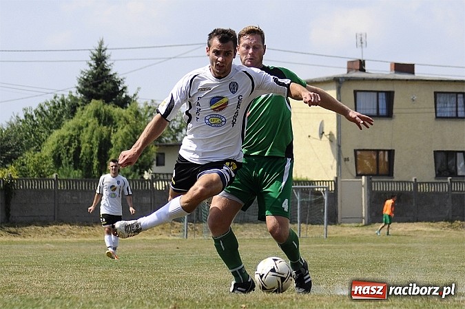 Zdjęcie w galerii na portalu naszraciborz.pl: Studzienna-Syrynia: Jak nie strzelisz, to dostaniesz wiadomości z regionu