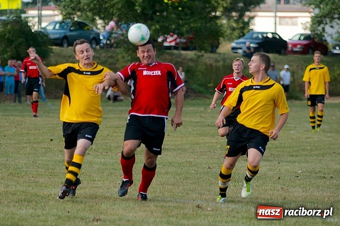 Zdjęcie w galerii na portalu naszraciborz.pl: B klasa: Samborowice utarły nosa Raszczycom wiadomości z regionu