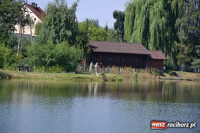 Zdjęcie w galerii na portalu naszraciborz.pl: Emeryci wędkowali na Trzecioku wiadomości z regionu