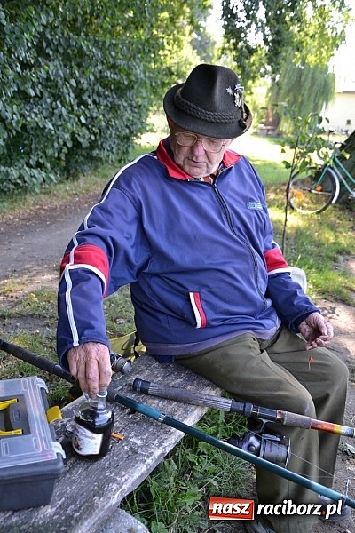 Zdjęcie w galerii na portalu naszraciborz.pl: Emeryci wędkowali na Trzecioku wiadomości z regionu