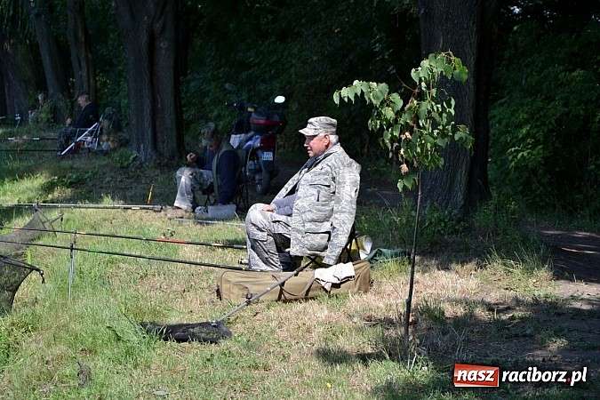 Zdjęcie w galerii na portalu naszraciborz.pl: Emeryci wędkowali na Trzecioku wiadomości z regionu