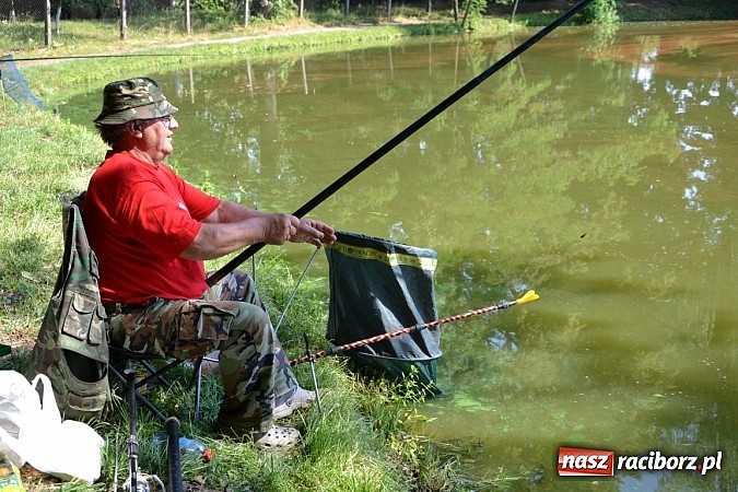 Zdjęcie w galerii na portalu naszraciborz.pl: Emeryci wędkowali na Trzecioku wiadomości z regionu