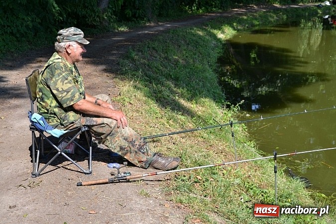 Zdjęcie w galerii na portalu naszraciborz.pl: Emeryci wędkowali na Trzecioku wiadomości z regionu
