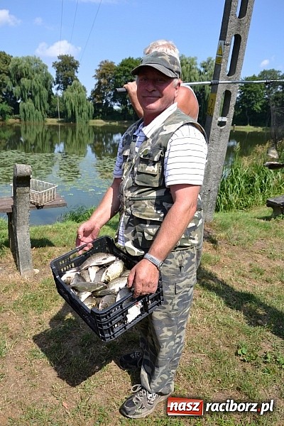 Zdjęcie w galerii na portalu naszraciborz.pl: Emeryci wędkowali na Trzecioku wiadomości z regionu