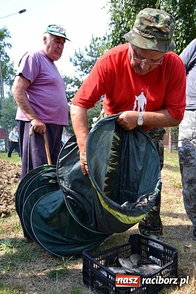 Zdjęcie w galerii na portalu naszraciborz.pl: Emeryci wędkowali na Trzecioku wiadomości z regionu