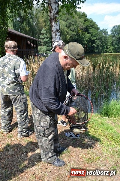 Zdjęcie w galerii na portalu naszraciborz.pl: Emeryci wędkowali na Trzecioku wiadomości z regionu