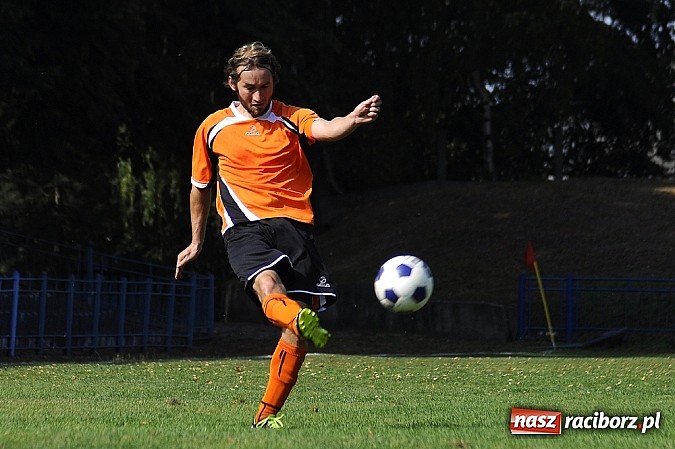 Zdjęcie w galerii na portalu naszraciborz.pl: Nerwowe derby dla Wichru Płonia wiadomości z regionu