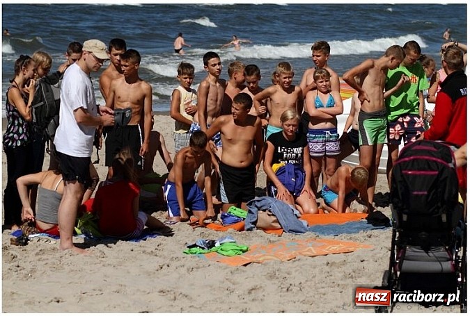 Zdjęcie w galerii na portalu naszraciborz.pl: Dzieci z Pogrzebienia na koloniach w Trzęsaczu wiadomości z regionu