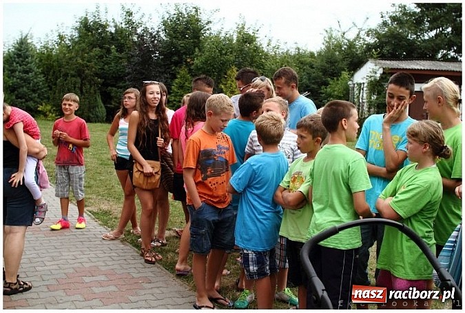 Zdjęcie w galerii na portalu naszraciborz.pl: Dzieci z Pogrzebienia na koloniach w Trzęsaczu wiadomości z regionu