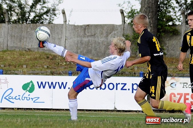 Zdjęcie w galerii na portalu naszraciborz.pl: Podział punktów przy Srebrnej wiadomości z regionu
