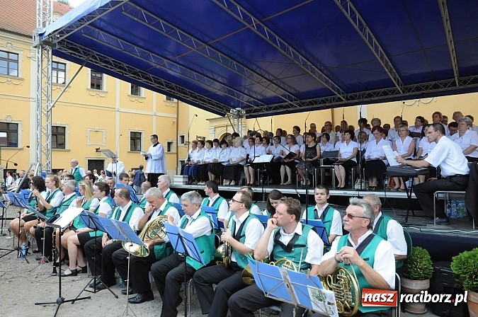Zdjęcie w galerii na portalu naszraciborz.pl: Uczyńcie wszystko, co wam powie Jezus - to sedno zdrowej duchowości maryjnej wiadomości z regionu