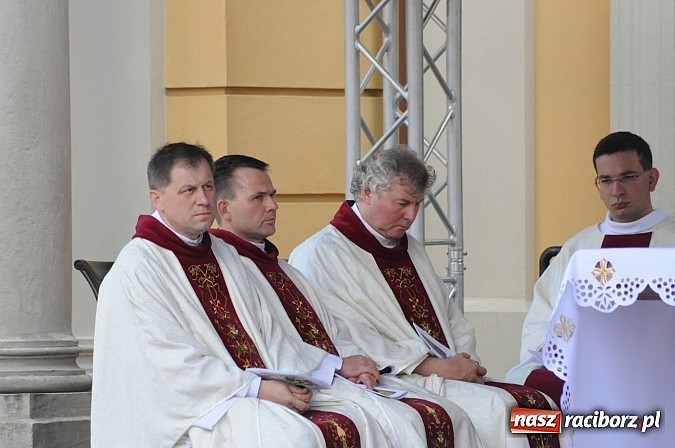 Zdjęcie w galerii na portalu naszraciborz.pl: Uczyńcie wszystko, co wam powie Jezus - to sedno zdrowej duchowości maryjnej wiadomości z regionu