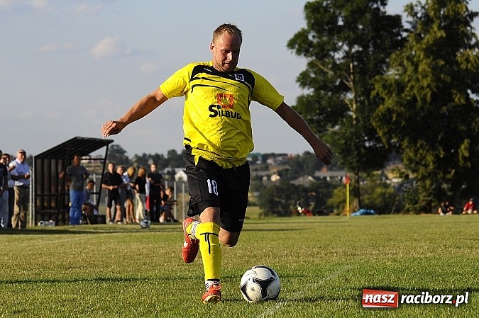 Zdjęcie w galerii na portalu naszraciborz.pl: Czarni wywieźli trzy punkty z Borucina wiadomości z regionu