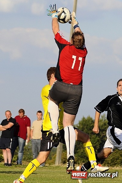 Zdjęcie w galerii na portalu naszraciborz.pl: Czarni wywieźli trzy punkty z Borucina wiadomości z regionu