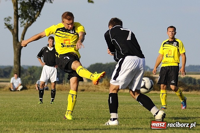 Zdjęcie w galerii na portalu naszraciborz.pl: Czarni wywieźli trzy punkty z Borucina wiadomości z regionu