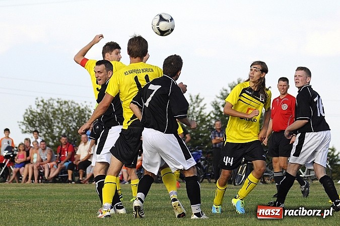 Zdjęcie w galerii na portalu naszraciborz.pl: Czarni wywieźli trzy punkty z Borucina wiadomości z regionu