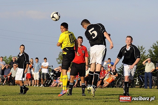Zdjęcie w galerii na portalu naszraciborz.pl: Czarni wywieźli trzy punkty z Borucina wiadomości z regionu