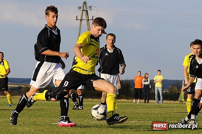 Zdjęcie w galerii na portalu naszraciborz.pl: Czarni wywieźli trzy punkty z Borucina wiadomości z regionu
