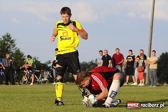Zdjęcie w galerii na portalu naszraciborz.pl: Czarni wywieźli trzy punkty z Borucina wiadomości z regionu