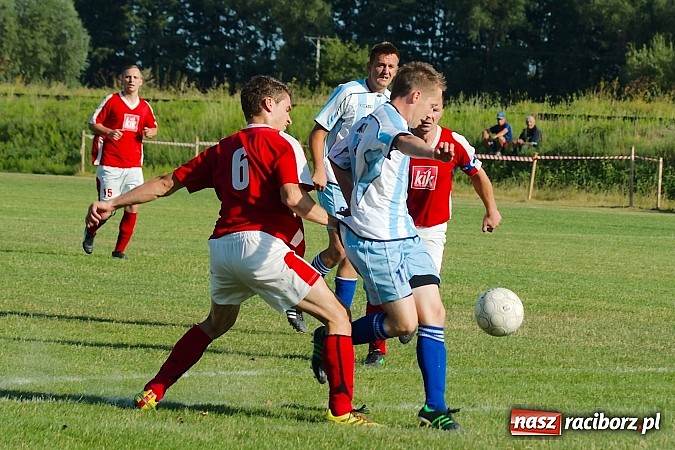 Zdjęcie w galerii na portalu naszraciborz.pl: Nerwówka w Cyprzanowie. Tworków górą wiadomości z regionu