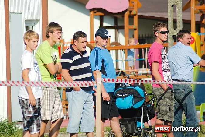 Zdjęcie w galerii na portalu naszraciborz.pl: Nerwówka w Cyprzanowie. Tworków górą wiadomości z regionu